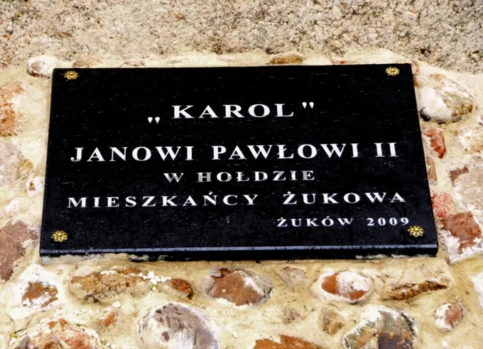 Tablice pamiątkowe